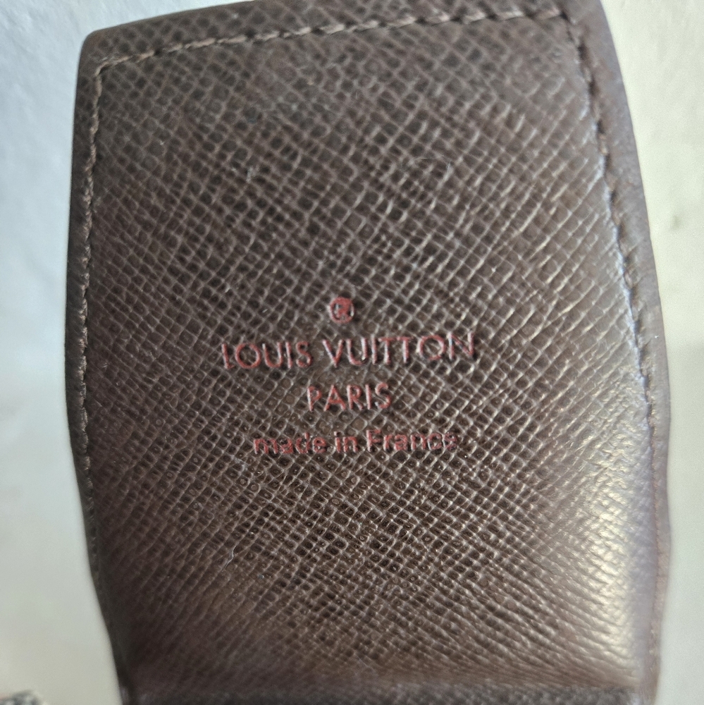 Louis Vuitton Wallet/Case - Picture 3 of 5